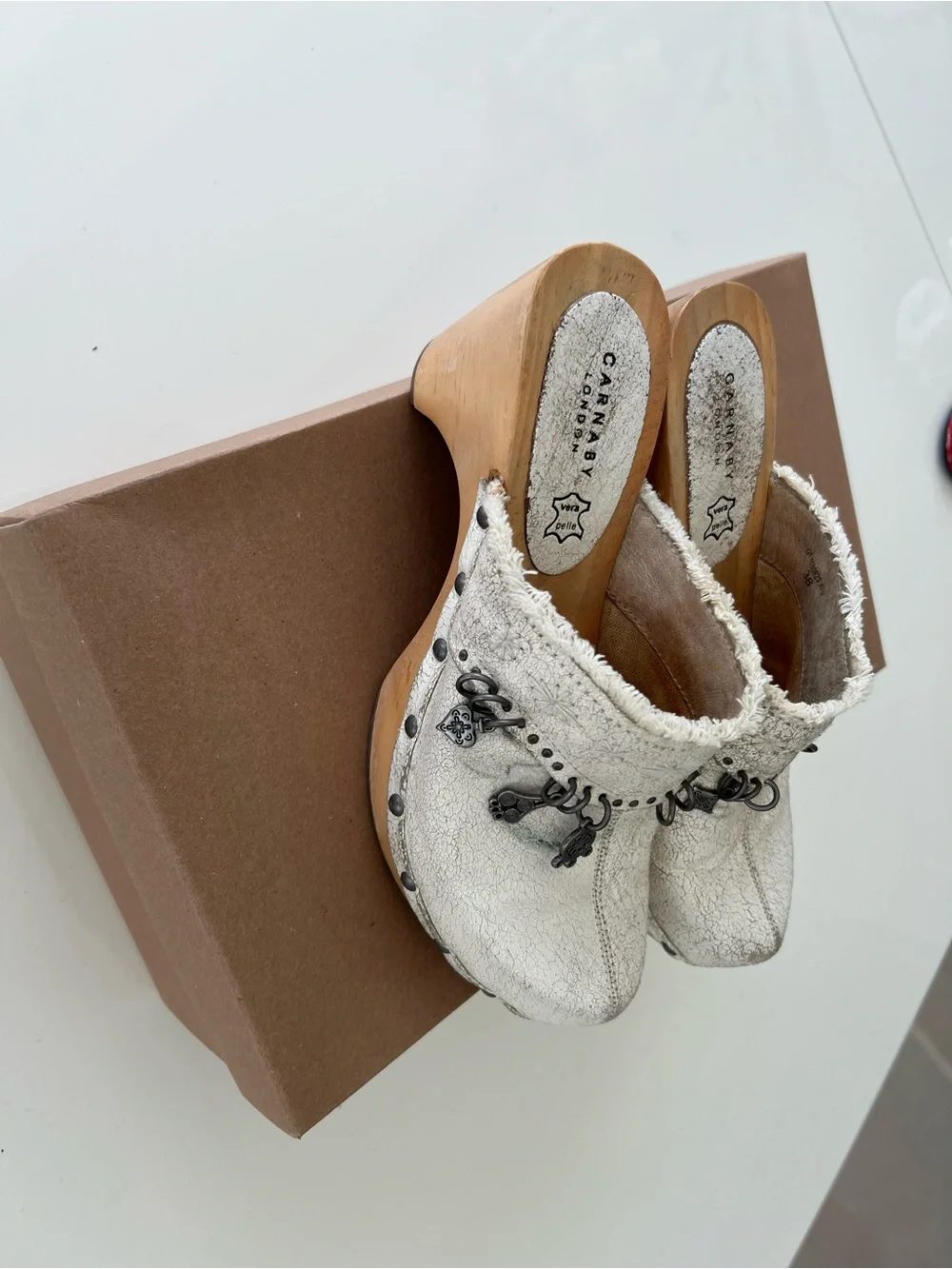 CARNABY LONDON Jeannette Leather Wood Platform Clogs EU-Size 38